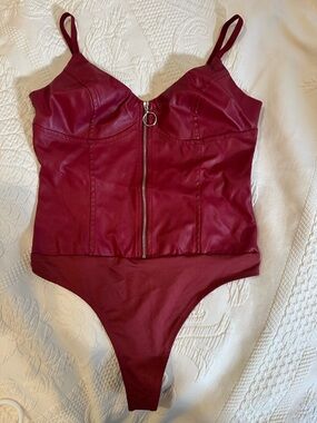 Guess Faux Leather Bustier Bodysuit Front Zipper Adjustable Straps Size S